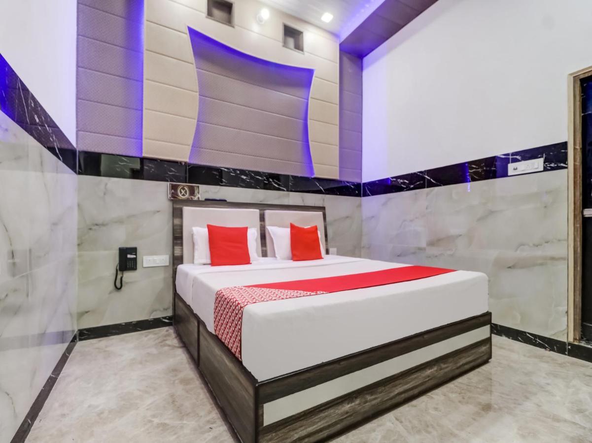 Oyo Flagship 83121 Hotel Rose Vip ซาฮารันปูร์ ภายนอก รูปภาพ